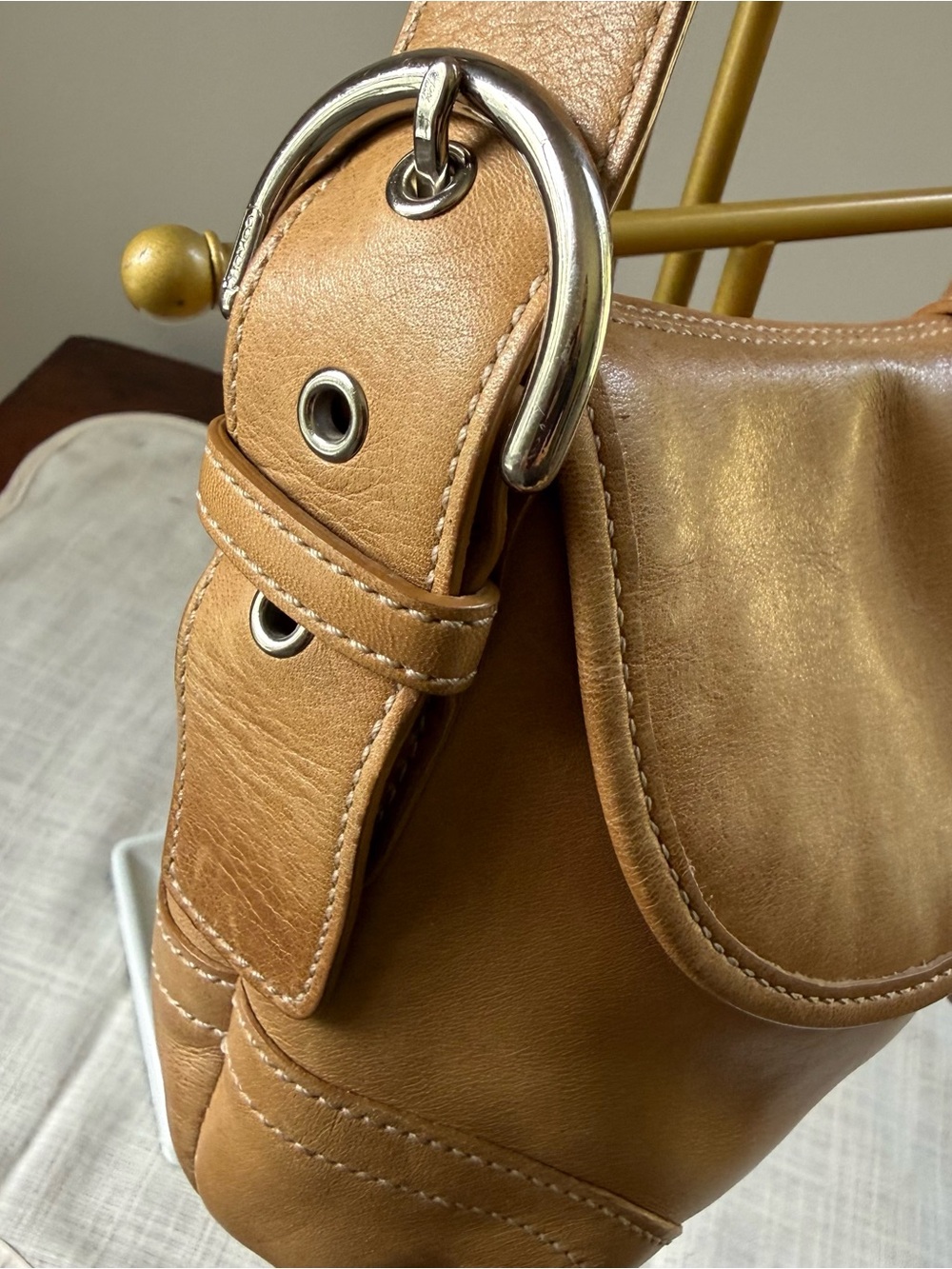 Coach SoHo Shoulder Bag Tan Leather - Picture 6 of 8